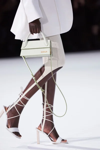 Look 5